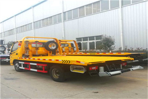 永济附近拖车救援搭电